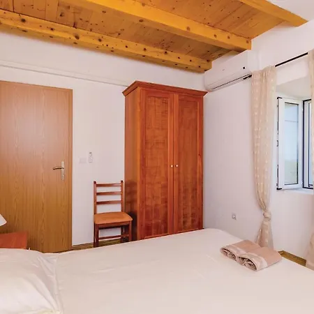 3 Bedroom Stunning In Дом отдыха Babino Polje
