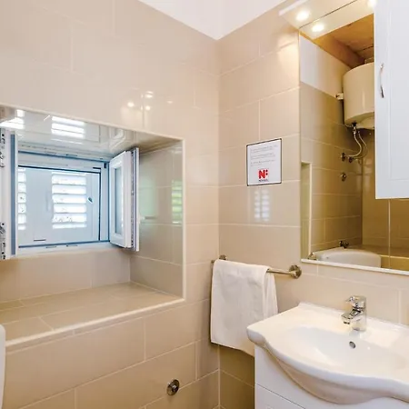 Semesterbostad Four-bedroom In *