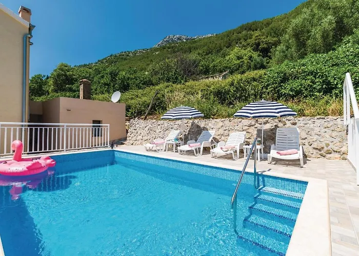 בית נופש Four-bedroom In Babino Polje